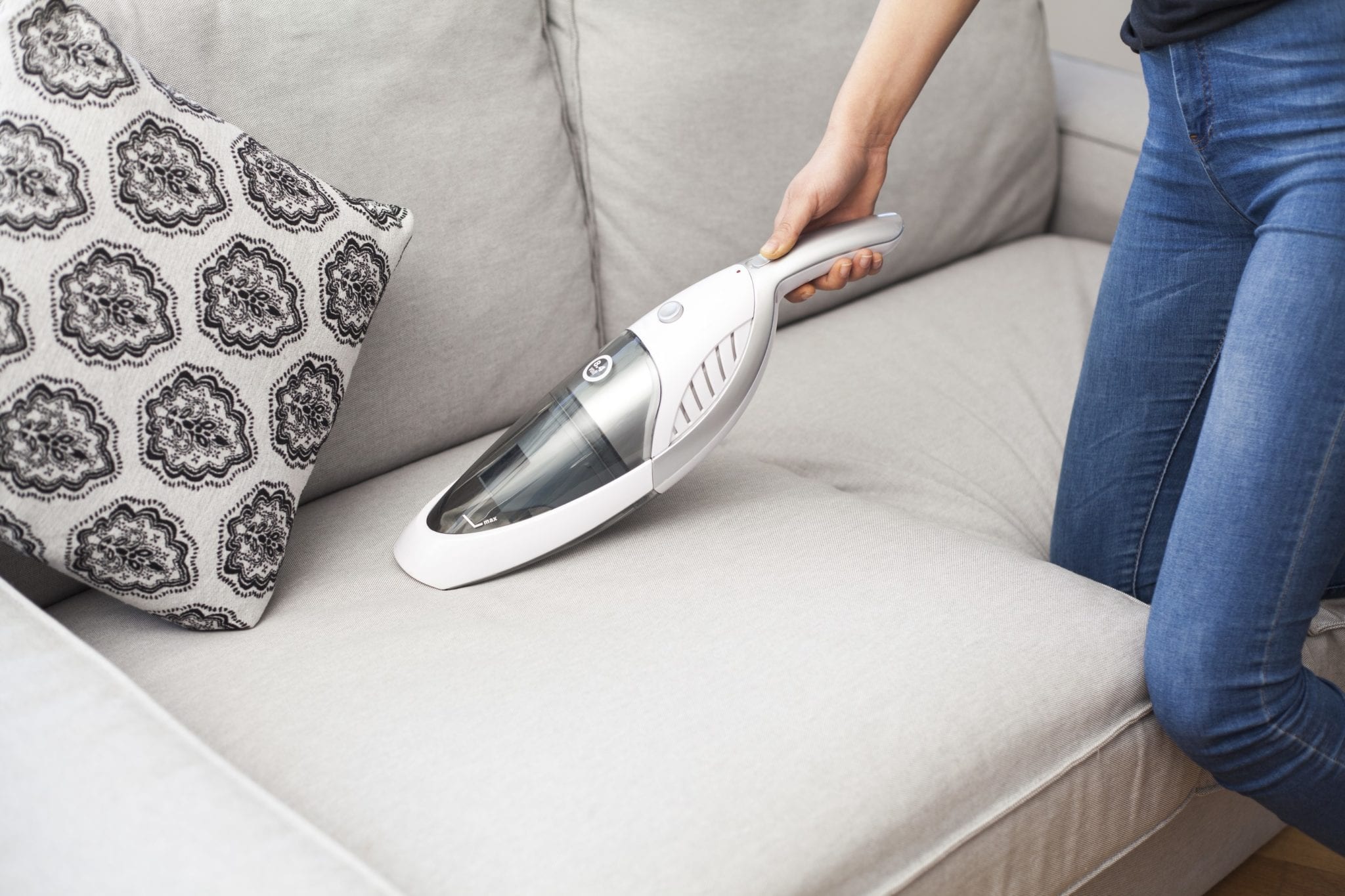 5 Key Advantages of Upholstery Cleaning